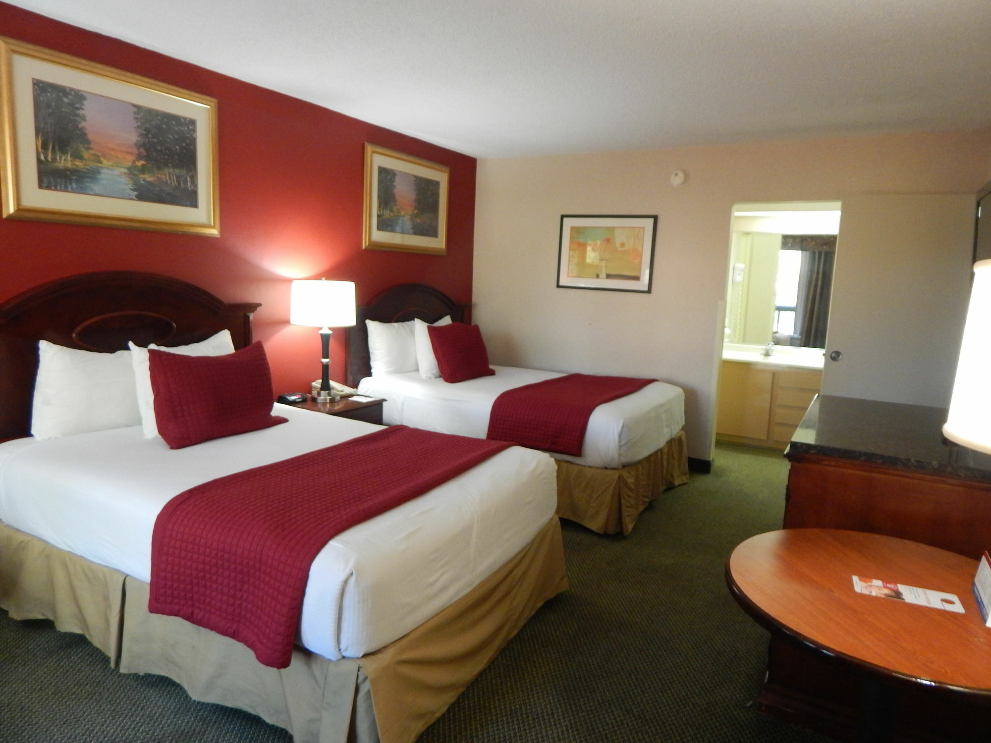 Ramada By Wyndham & Suites Warner Robins Extérieur photo