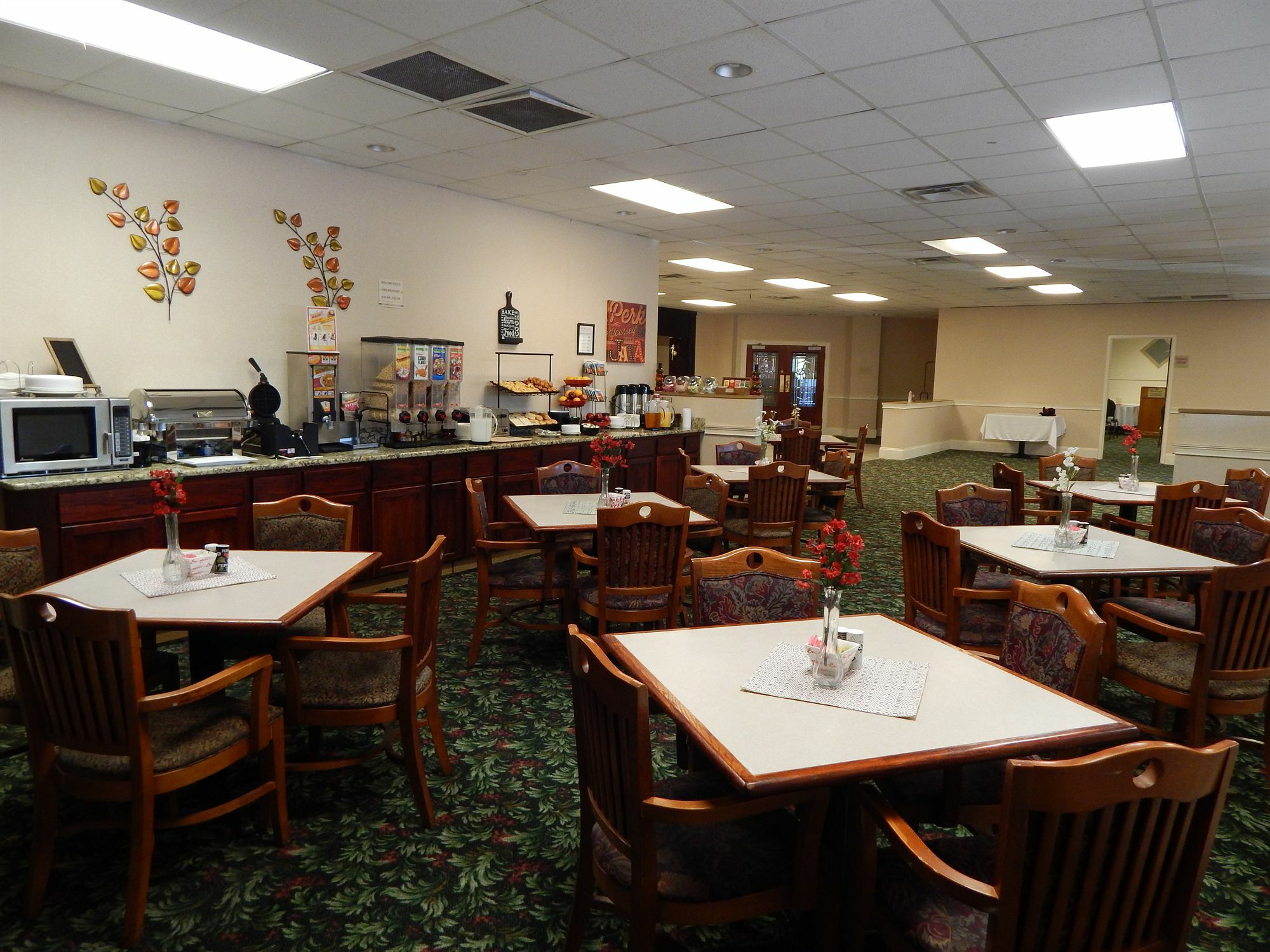 Ramada By Wyndham & Suites Warner Robins Extérieur photo