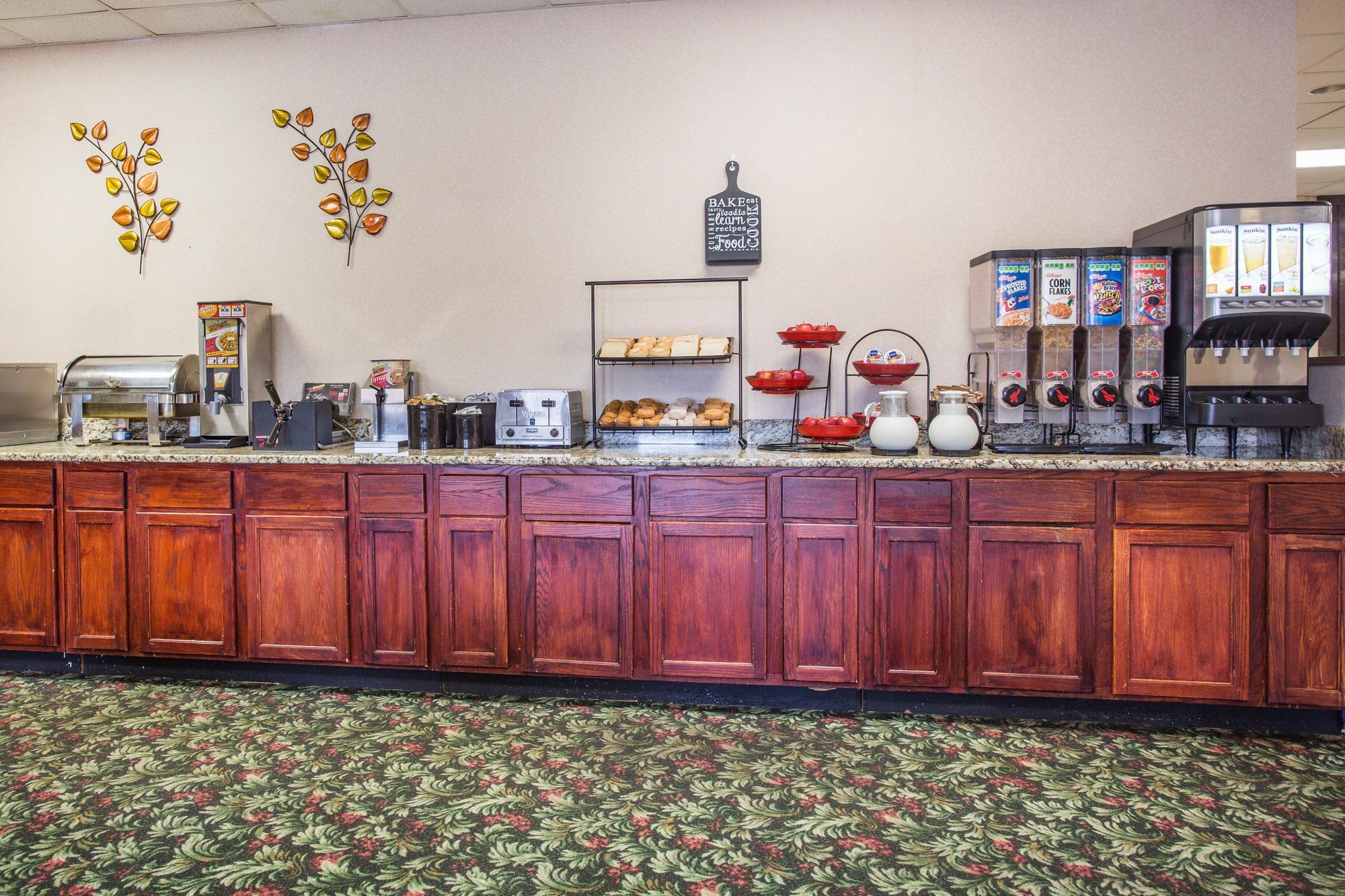 Ramada By Wyndham & Suites Warner Robins Extérieur photo